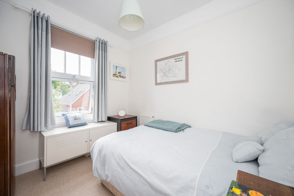 Bedroom- click for photo gallery